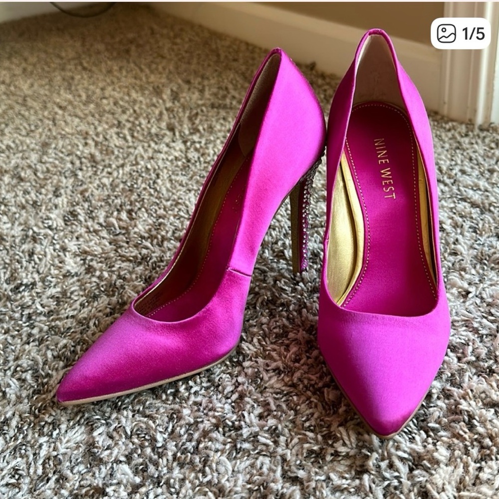 NWOT Nine West Satine barbiecore High Heel Shoes